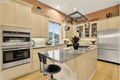 14341 SE Terrace Dr, Clackamas, OR 97015 - Photo 15