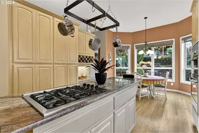 14341 SE Terrace Dr, Clackamas, OR 97015 - Photo 13