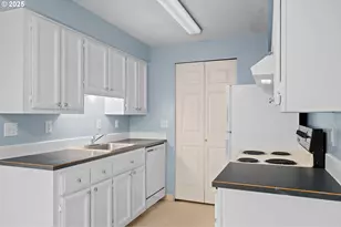 8524 SW Mohawk St, Tualatin, OR 97062 - Photo 13