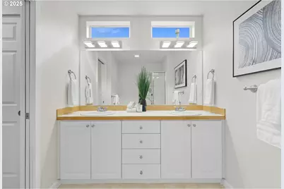 5632 NE Hidden Creek Dr, Hillsboro, OR 97124 - Photo 13