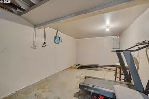 411 Park Ave, Tillamook, OR 97141 - Photo 23
