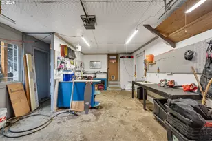 411 Park Ave, Tillamook, OR 97141 - Photo 25