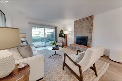 10245 SW Greenleaf Ter, Tigard, OR 97224 - Photo 5