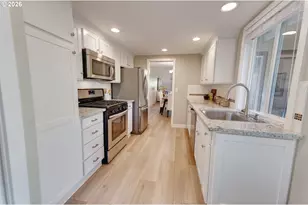 10245 SW Greenleaf Terrace, Tigard, OR 97224 - Photo 13