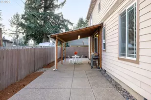 1721 SE 135th Ave, Portland, OR 97233 - Photo 39