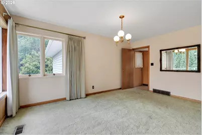 6836 SW Peyton Rd, Portland, OR 97223 - Photo 11