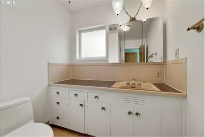 6836 SW Peyton Rd, Portland, OR 97223 - Photo 29