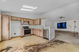 961 S 4th Ave, Cornelius, OR 97113 - Photo 7