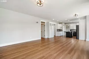 78250 Meadow Park Dr, Cottage Grove, OR 97424 - Photo 17