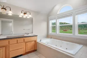 78250 Meadow Park Dr, Cottage Grove, OR 97424 - Photo 33