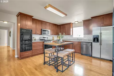 10701 N Pershing St, Mount Angel, OR 97362 - Photo 19