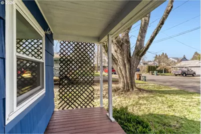 1680 SE Maple Ct, Hillsboro, OR 97123 - Photo 7