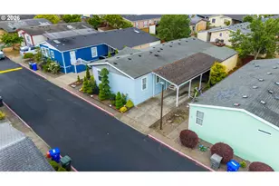 1949 SE Palmquist Rd, Gresham, OR 97080 - Photo 39