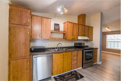 1949 SE Palmquist Rd #66, Gresham, OR 97080 - Photo 11