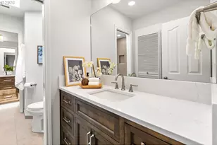 1925 Childs Rd, Lake Oswego, OR 97034 - Photo 29