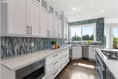 1925 Childs Rd, Lake Oswego, OR 97034 - Photo 15