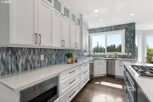 1925 Childs Rd, Lake Oswego, OR 97034 - Photo 15