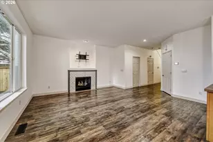 43 S 20th Ave, Cornelius, OR 97113 - Photo 5