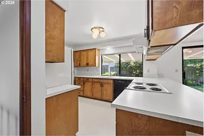 1761 Russet Dr, Eugene, OR 97401 - Photo 17
