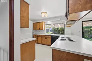 1761 Russet Dr, Eugene, OR 97401 - Photo 17