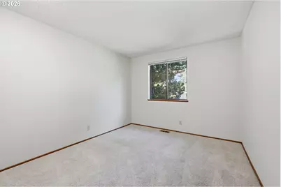 1761 Russet Dr, Eugene, OR 97401 - Photo 31