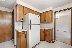 1761 Russet Dr, Eugene, OR 97401 - Photo 19