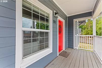 180 N Johnson St, Coquille, OR 97423 - Photo 9