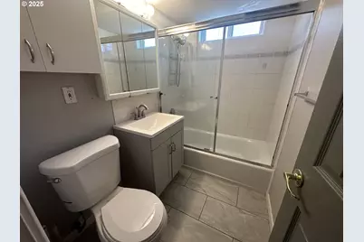 1205 Washington St, Oregon City, OR 97045 - Photo 39