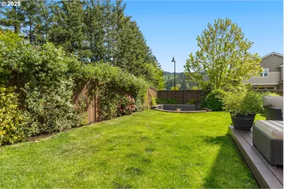 13053 NW Lombardy Dr, Portland, OR 97229 - Photo 33