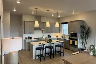 16866 SW Carin Ln, King City, OR 97224 - Photo 5