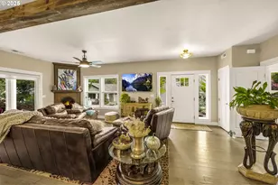 205 Oak Knoll Way, Jacksonville, OR 97530 - Photo 7