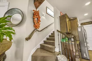 205 Oak Knoll Way, Jacksonville, OR 97530 - Photo 23