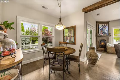 205 Oak Knoll Way, Jacksonville, OR 97530 - Photo 17