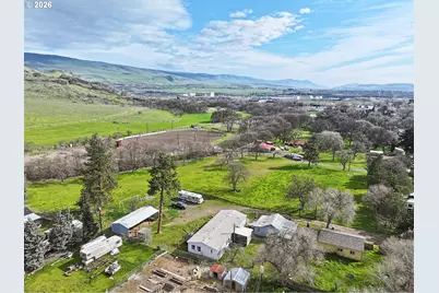 1043 Irvine St, The Dalles, OR 97058 - Photo 39