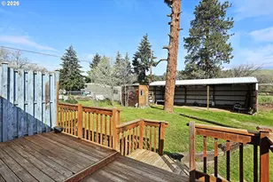 1043 Irvine St, The Dalles, OR 97058 - Photo 7