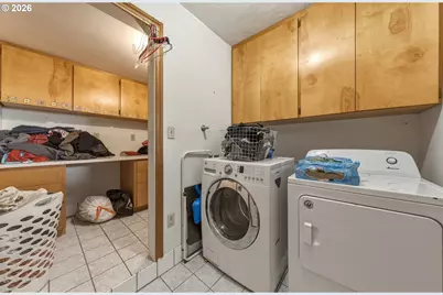 129 E Catherine Ave, Milton-Freewater, OR 97862 - Photo 9