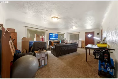 129 E Catherine Ave, Milton-Freewater, OR 97862 - Photo 11