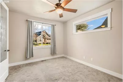 3813 SE Pipers Dr, Hillsboro, OR 97123 - Photo 9