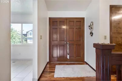 2530 SW 23rd St, Gresham, OR 97080 - Photo 3