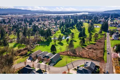 925 Fairway Dr, Washougal, WA 98671 - Photo 13