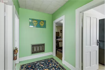 228 S Empire Blvd, Coos Bay, OR 97420 - Photo 19