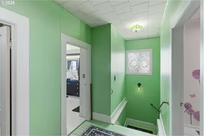 228 S Empire Blvd, Coos Bay, OR 97420 - Photo 29