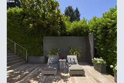 2768 SW Fern St, Portland, OR 97201 - Photo 11