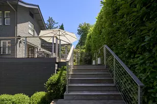 2768 SW Fern St, Portland, OR 97201 - Photo 17