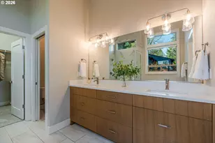 17808 Hillside Way, Lake Oswego, OR 97034 - Photo 21