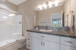 17808 Hillside Way, Lake Oswego, OR 97034 - Photo 33