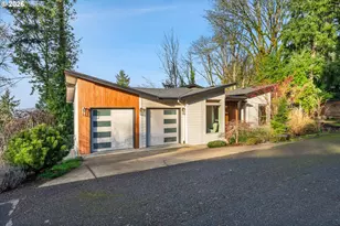 17808 Hillside Way, Lake Oswego, OR 97034 - Photo 3