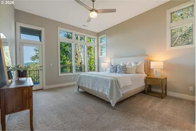 17808 Hillside Way, Lake Oswego, OR 97034 - Photo 19