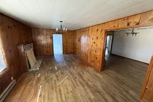 740 14th St, Springfield, OR 97477 - Photo 3