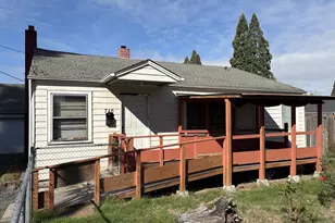 740 14th St, Springfield, OR 97477 - Photo 1